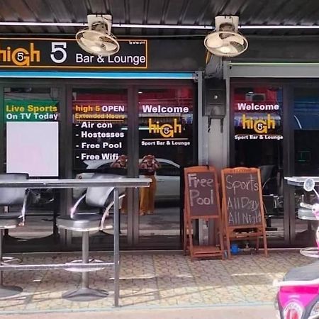 High5 Guesthouse Патая Екстериор снимка