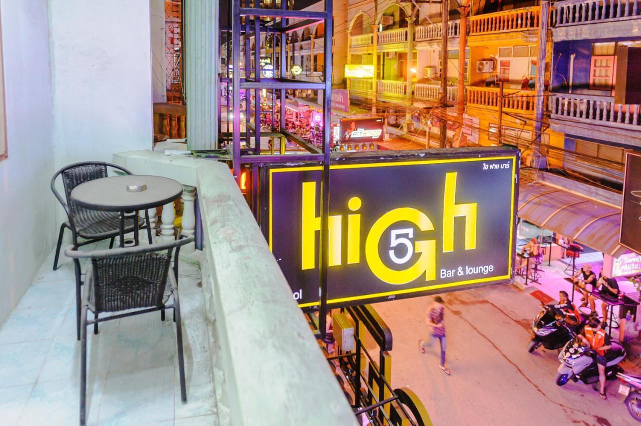 High5 Guesthouse Патая Екстериор снимка