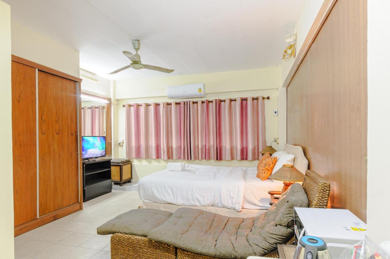 High5 Guesthouse Патая Екстериор снимка