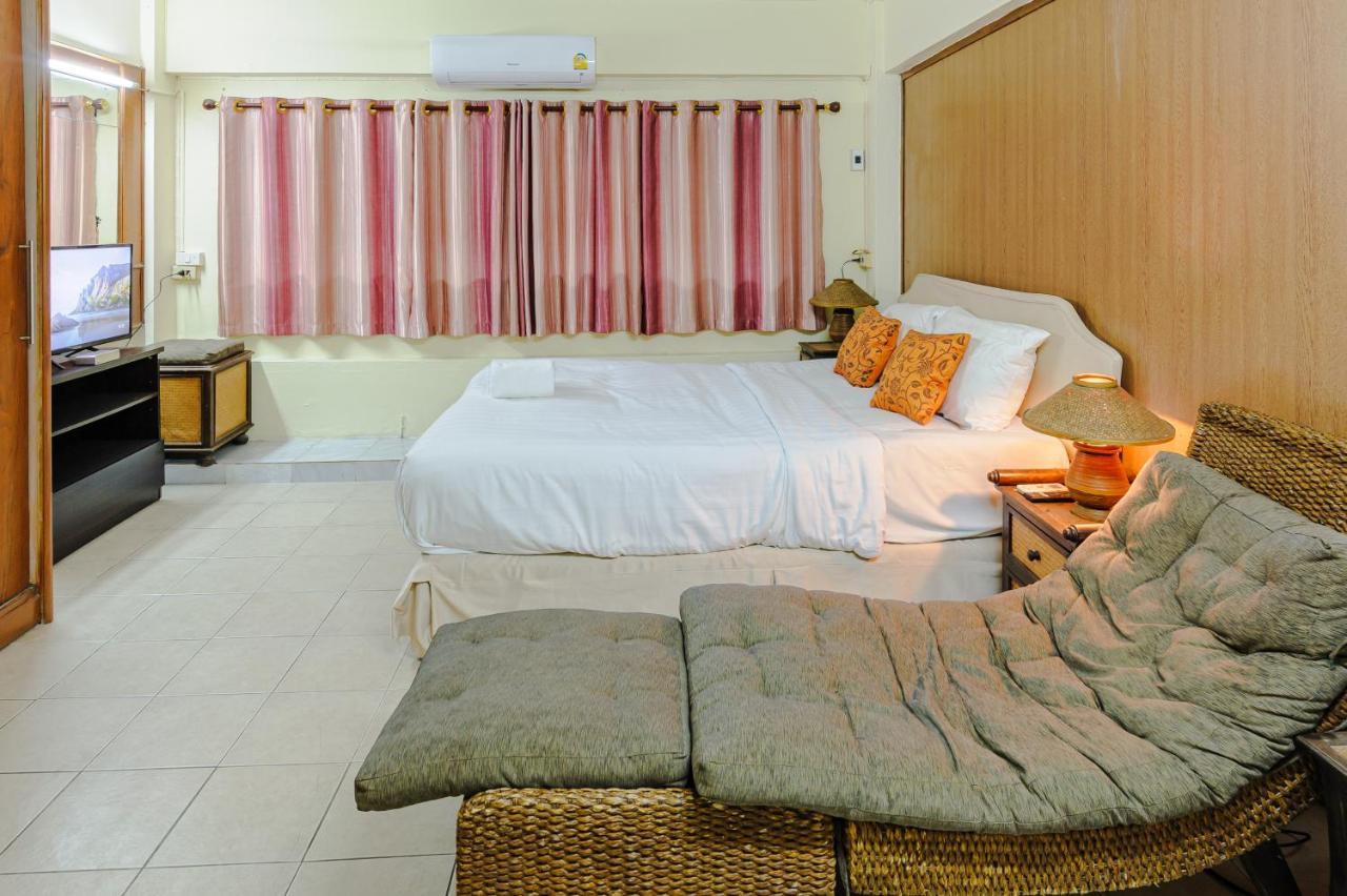 High5 Guesthouse Патая Екстериор снимка