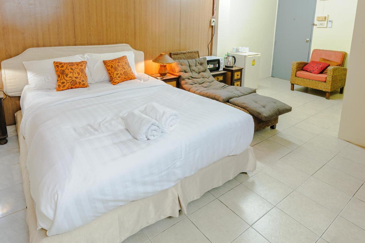 High5 Guesthouse Патая Екстериор снимка