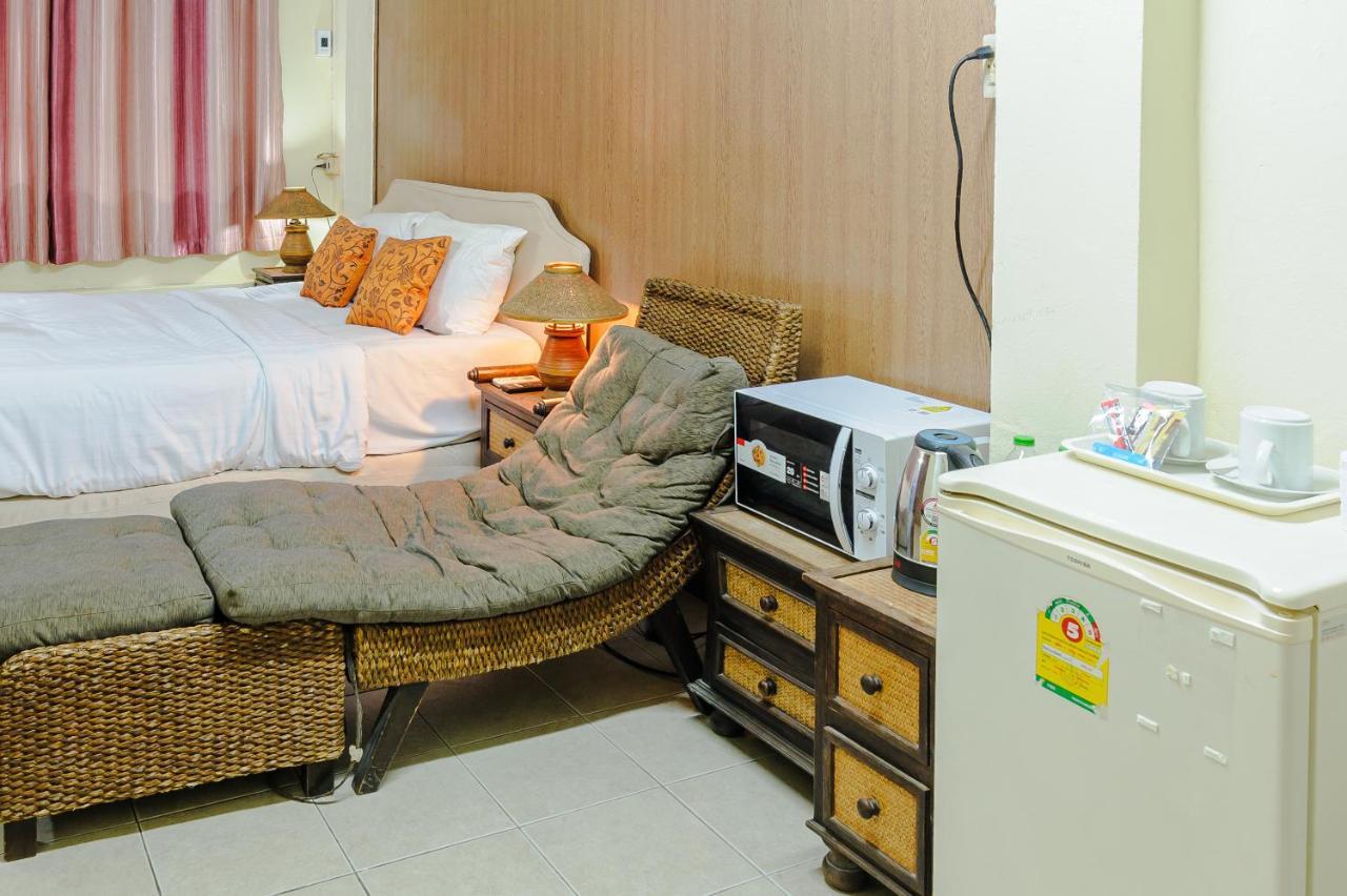 High5 Guesthouse Патая Екстериор снимка