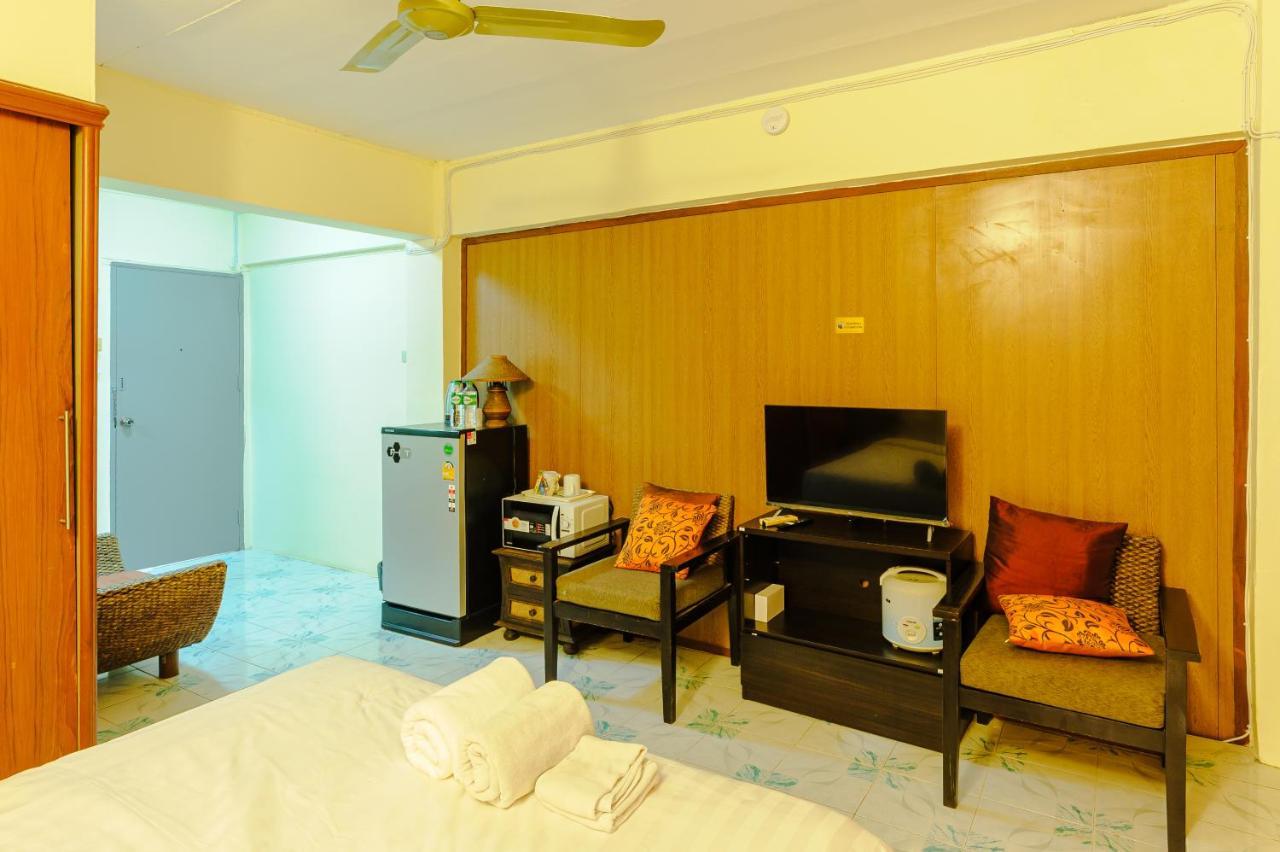 High5 Guesthouse Патая Екстериор снимка