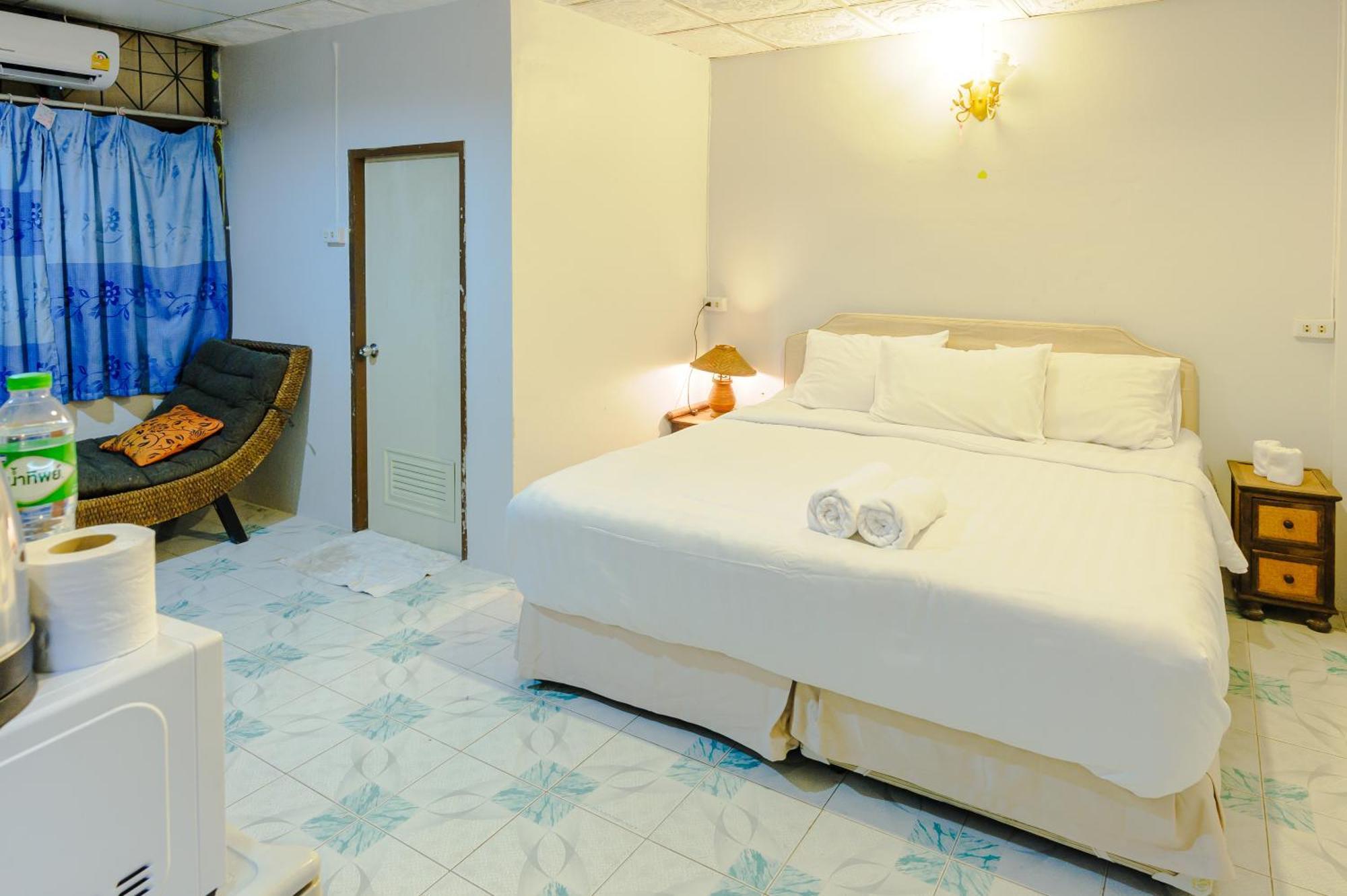 High5 Guesthouse Патая Екстериор снимка