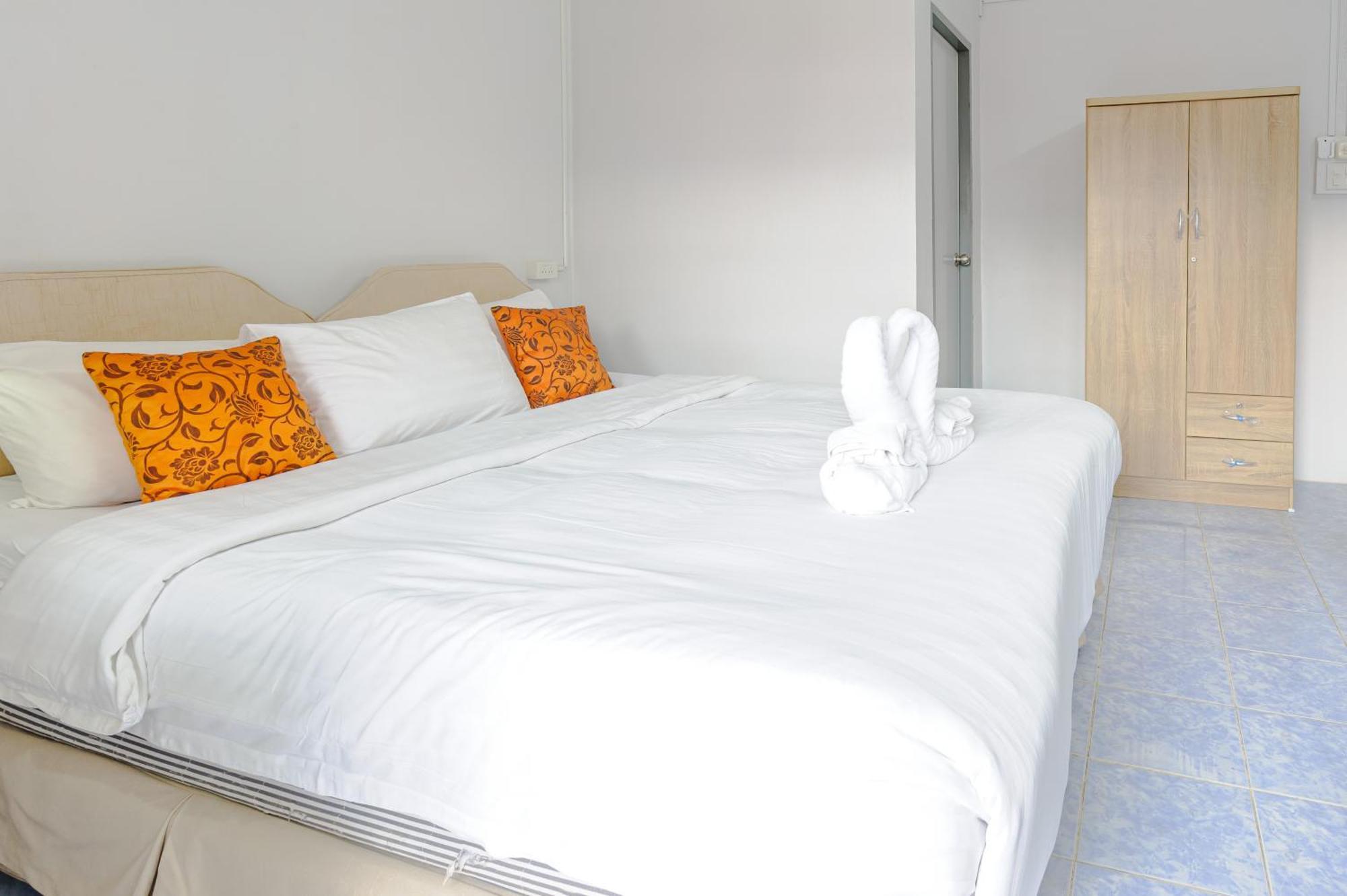 High5 Guesthouse Патая Екстериор снимка