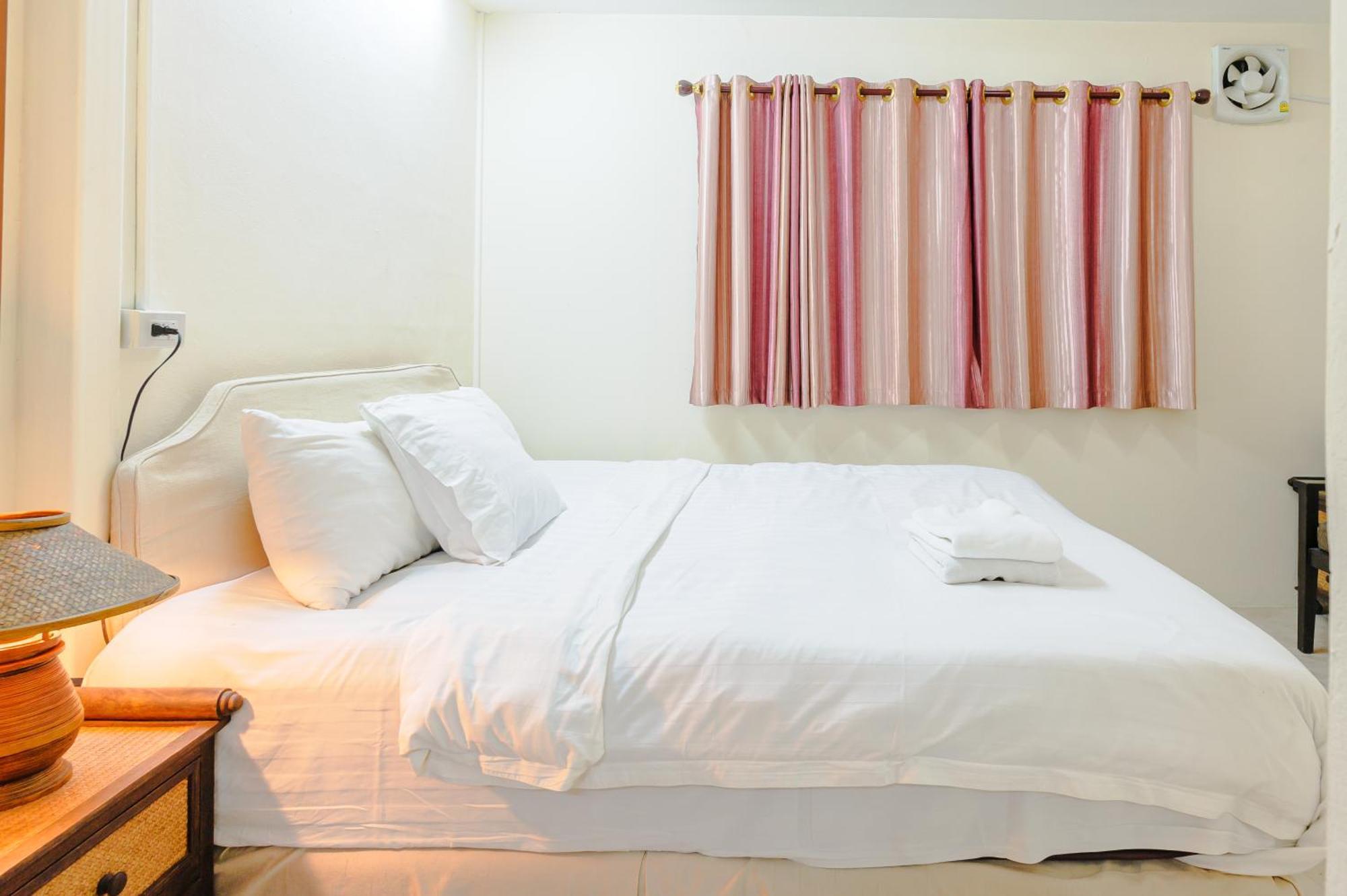 High5 Guesthouse Патая Екстериор снимка