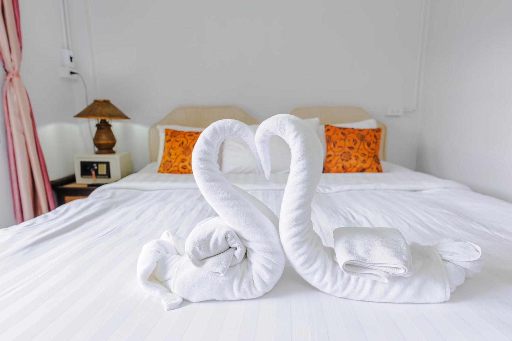 High5 Guesthouse Патая Екстериор снимка