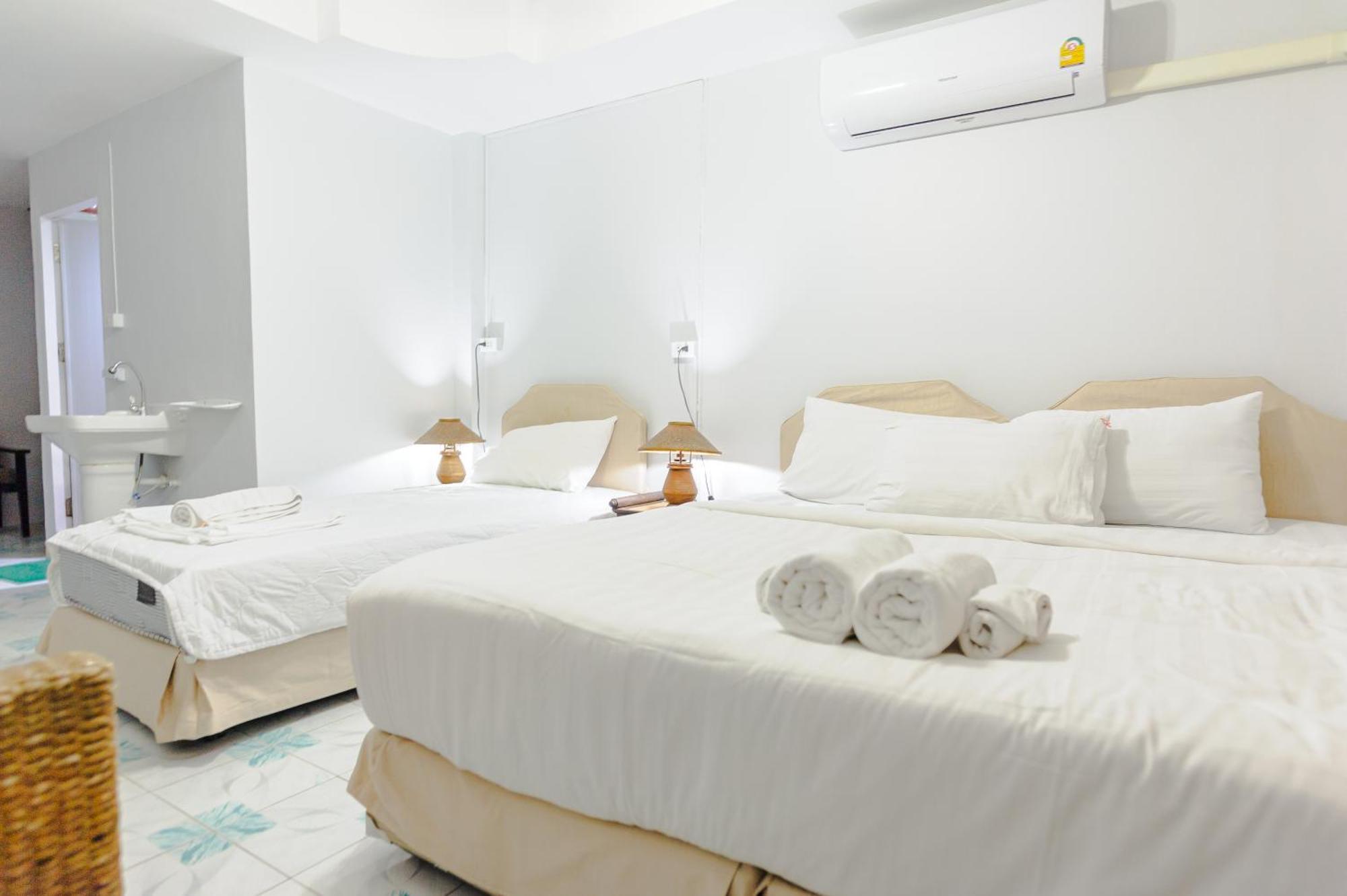 High5 Guesthouse Патая Екстериор снимка