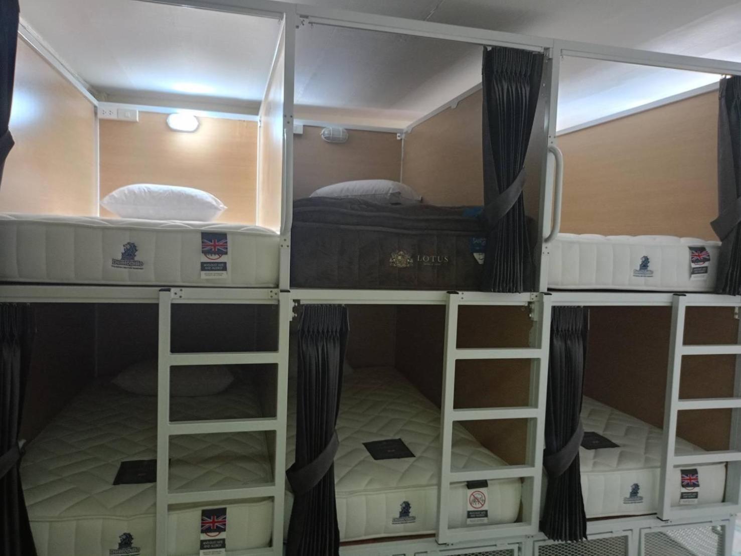 High5 Guesthouse Патая Екстериор снимка